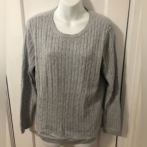 Ladies Croft & Barrow Crew Neck Sweater, Sz L, Grey